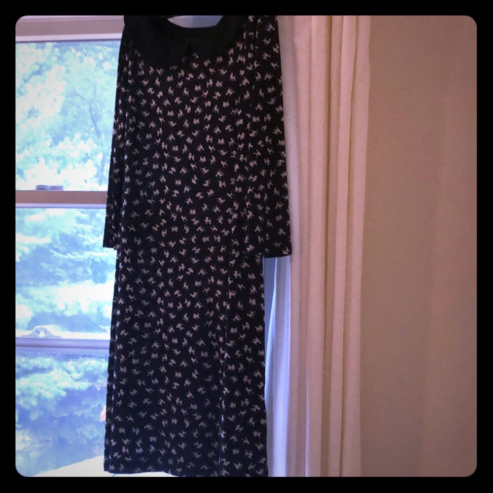 Dress with Peter Pan collar